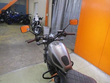 ホンダ レブル 250 USB電源にエンジガード装備のマイチェン後のレブルが入荷!安心の1オーナー車でこの価格!! 68
