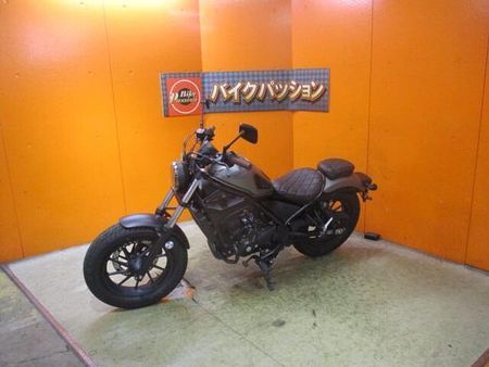 ホンダ レブル 250 USB電源にエンジガード装備のマイチェン後のレブルが入荷!安心の1オーナー車でこの価格!! 73