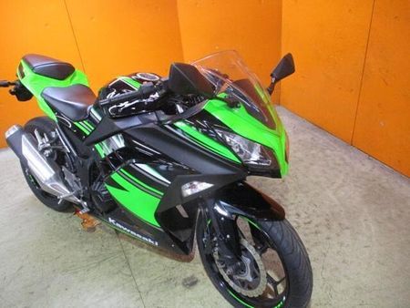 カワサキ ニンジャ 250 希少な2017年のKRTエディションが緊急入荷!この状態でこの価格は正に他店追従不可能価格 31