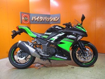 カワサキ ニンジャ 250 希少な2017年のKRTエディションが緊急入荷!この状態でこの価格は正に他店追従不可能価格 48