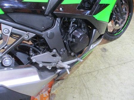 カワサキ ニンジャ 250 希少な2017年のKRTエディションが緊急入荷!この状態でこの価格は正に他店追従不可能価格 55