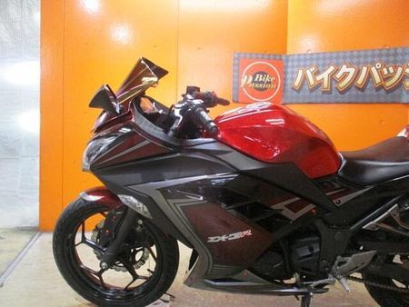 カワサキ ニンジャ 250 フレアレッドに綺麗にオールペンをした綺麗なNINJAが驚きのこの価格!他店追従不可能価格! 63