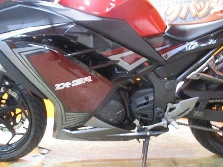 カワサキ ニンジャ 250 フレアレッドに綺麗にオールペンをした綺麗なNINJAが驚きのこの価格!他店追従不可能価格! 65