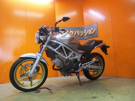 ホンダ VTR250 希少な2012年のFiのVTRが入荷!ETC装備でこの価格は他店追従不可能価格 2