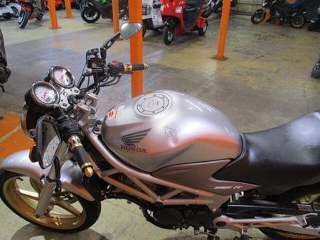 ホンダ VTR250 希少な2012年のFiのVTRが入荷!ETC装備でこの価格は他店追従不可能価格 38