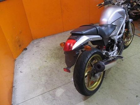 ホンダ VTR250 希少な2012年のFiのVTRが入荷!ETC装備でこの価格は他店追従不可能価格 53