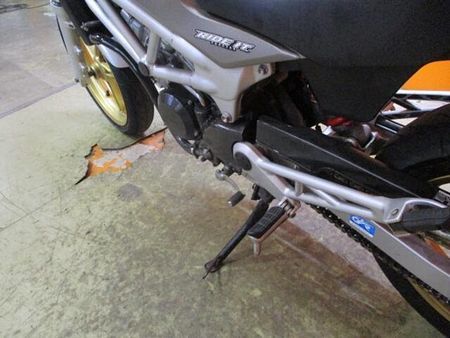 ホンダ VTR250 希少な2012年のFiのVTRが入荷!ETC装備でこの価格は他店追従不可能価格 73