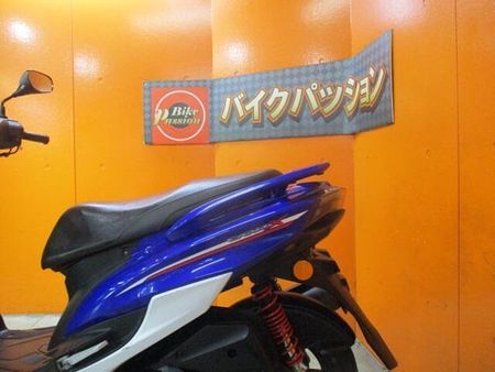 ヤマハ シグナスX SR シグナスの中でも完成形といわれた!BF90モデルのシグナスが緊急入荷!乗るなら空冷ですよね 13