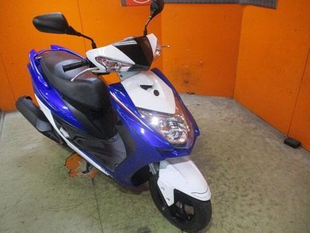 ヤマハ シグナスX SR シグナスの中でも完成形といわれた!BF90モデルのシグナスが緊急入荷!乗るなら空冷ですよね 9