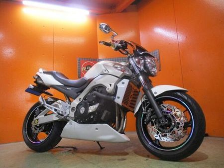 スズキ GSR400 2009年の61PSフルパワーの後期のGSR400が入荷!ETCはじめ走り系のカスタム車! 23