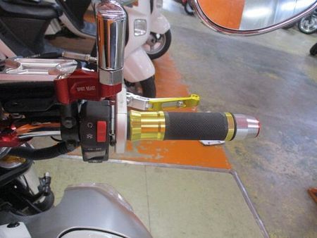 スズキ GSR400 2009年の61PSフルパワーの後期のGSR400が入荷!ETCはじめ走り系のカスタム車! 43