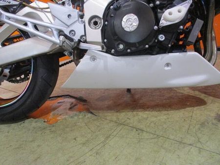 スズキ GSR400 2009年の61PSフルパワーの後期のGSR400が入荷!ETCはじめ走り系のカスタム車! 57