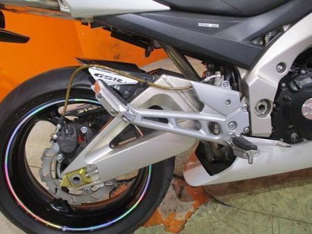 スズキ GSR400 2009年の61PSフルパワーの後期のGSR400が入荷!ETCはじめ走り系のカスタム車! 60