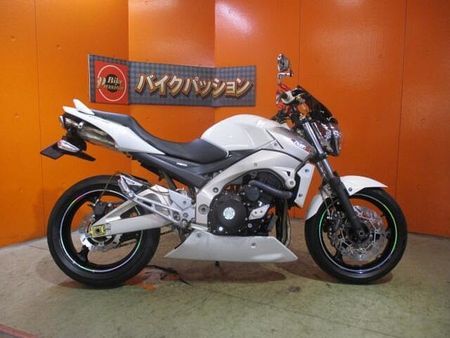 スズキ GSR400 2009年の61PSフルパワーの後期のGSR400が入荷!ETCはじめ走り系のカスタム車! 6