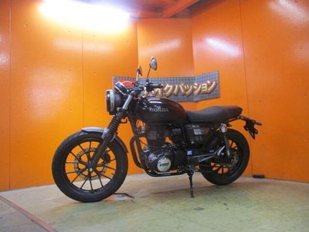 ホンダ GB350S 極太RタイヤにフォークブーツのモデルSの上質低走行1オーナー車が入荷!他店追従不可能価格! 19