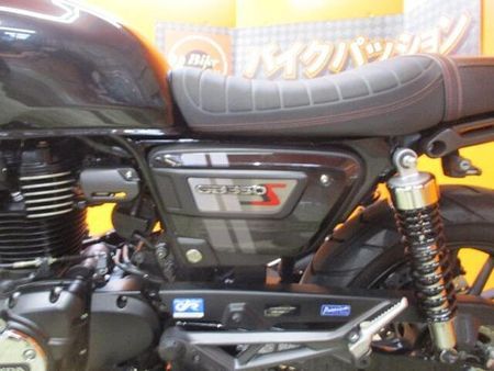 ホンダ GB350S 極太RタイヤにフォークブーツのモデルSの上質低走行1オーナー車が入荷!他店追従不可能価格! 63