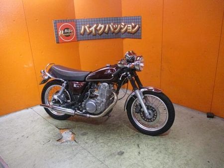 ヤマハ SR400 お洒落なカフェレーサーカスタムのFiのカスタムSRが入荷!写真の通りとっても綺麗な一台! 23