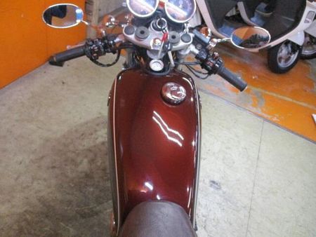 ヤマハ SR400 お洒落なカフェレーサーカスタムのFiのカスタムSRが入荷!写真の通りとっても綺麗な一台! 36