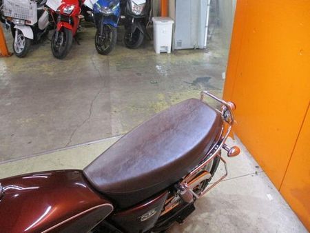 ヤマハ SR400 お洒落なカフェレーサーカスタムのFiのカスタムSRが入荷!写真の通りとっても綺麗な一台! 4