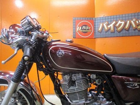 ヤマハ SR400 お洒落なカフェレーサーカスタムのFiのカスタムSRが入荷!写真の通りとっても綺麗な一台! 64