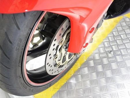 ホンダ CBR1000RR 国内モデルなのでアフターメンテナンス、安心ですね 23