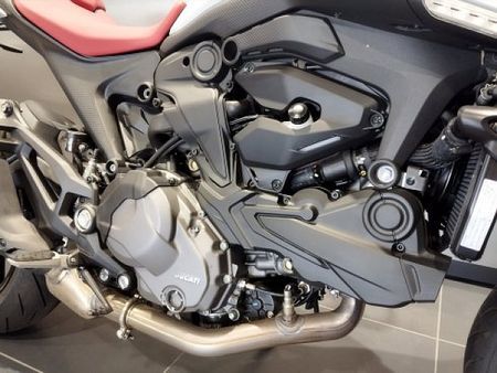 ドゥカティ MONSTER 937 Plus 3