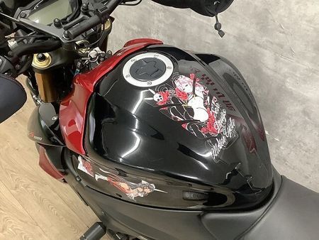 スズキ GSX-S1000 GSX-S1000 ABS スクリーン リアボックス装備 13