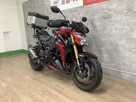 スズキ GSX-S1000 GSX-S1000 ABS スクリーン リアボックス装備 2