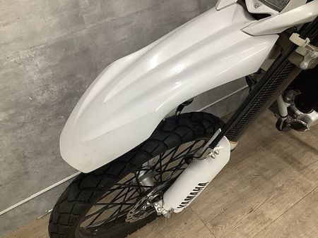 ヤマハ WR250R WR250R 2017年モデル FMFマフラー USB2口 12