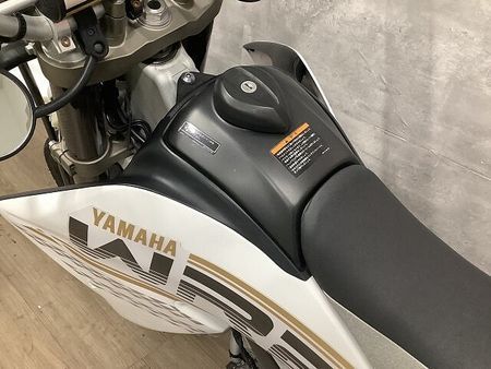 ヤマハ WR250R WR250R 2017年モデル FMFマフラー USB2口 18