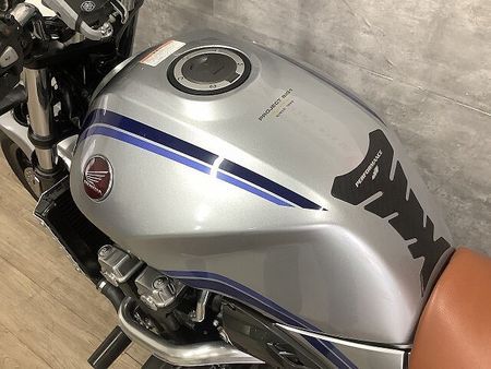 ホンダ CB1300スーパーフォア CB1300スーパーフォア ETC&グリップヒーター標準装備 アクティブ製サブフレーム 13