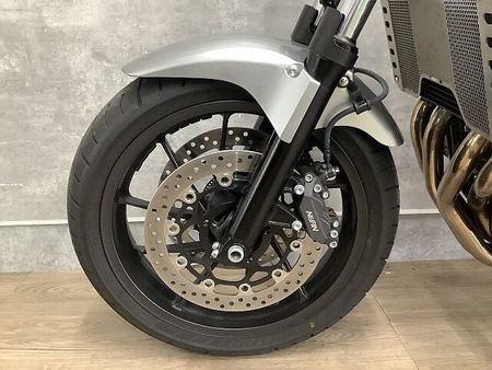 ホンダ CB1300スーパーフォア CB1300スーパーフォア ETC&グリップヒーター標準装備 アクティブ製サブフレーム 24