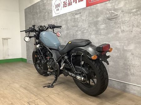 ホンダ レブル 250 REBEL 250 2019年モデル ダブルシート モリワキマフラー ステップ 他カスタム 5