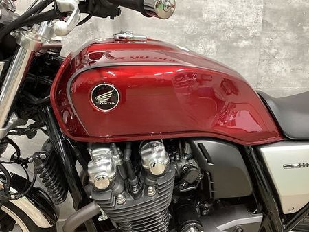 ホンダ CB1100 CB1100 スクリーン エンジンガード 2012年モデル 24