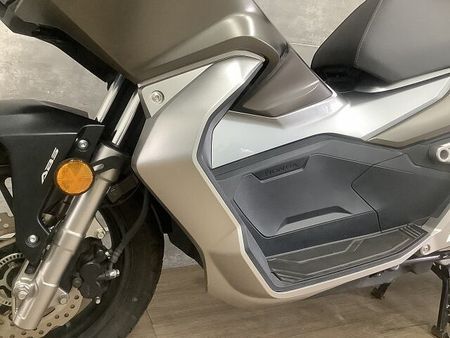 ホンダ ADV150 ADV150 2020年モデル カスタムスクリーン リアボックス 16