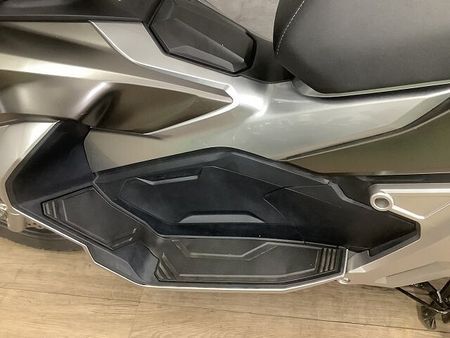 ホンダ ADV150 ADV150 2020年モデル カスタムスクリーン リアボックス 21