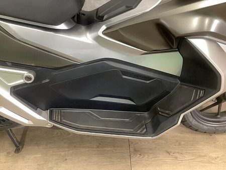 ホンダ ADV150 ADV150 2020年モデル カスタムスクリーン リアボックス 39