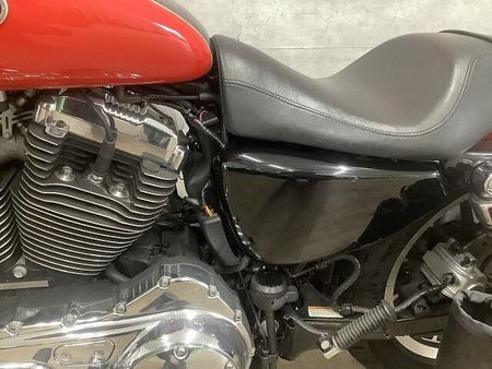 ハーレーダビッドソン XL1200L SPORTSTER LOW XL1200L 2010年モデル サイドバッグ ツーリングバッグ USB エンジンガード 21