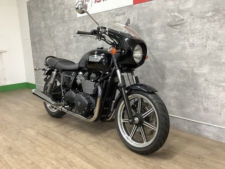 トライアンフ BONNEVILLE ボンネビル ビキニカウル装備 2015年モデル 2