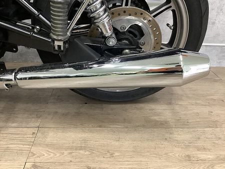 トライアンフ BONNEVILLE ボンネビル ビキニカウル装備 2015年モデル 32