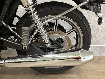 トライアンフ BONNEVILLE ボンネビル ビキニカウル装備 2015年モデル 33