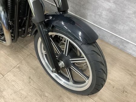 トライアンフ BONNEVILLE ボンネビル ビキニカウル装備 2015年モデル 39