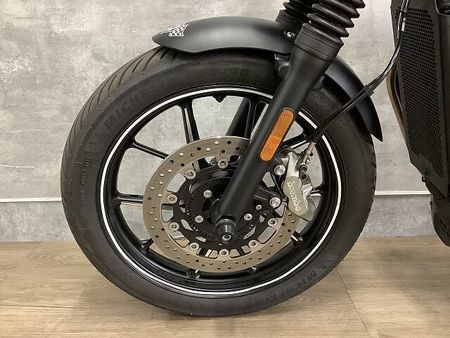 トライアンフ STREET TWIN ストリートツイン キーレスタンクキャップ 2021年モデル サイドバッグサポート 22