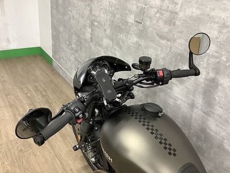 トライアンフ STREET TWIN ストリートツイン キーレスタンクキャップ 2021年モデル サイドバッグサポート 24
