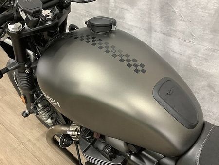 トライアンフ STREET TWIN ストリートツイン キーレスタンクキャップ 2021年モデル サイドバッグサポート 25