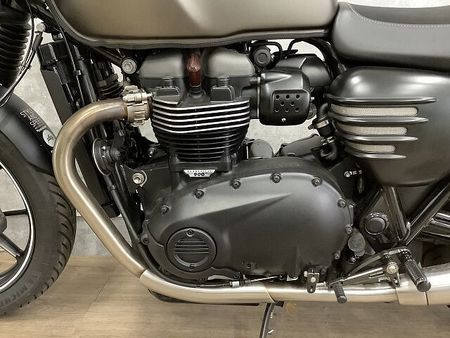 トライアンフ STREET TWIN ストリートツイン キーレスタンクキャップ 2021年モデル サイドバッグサポート 30