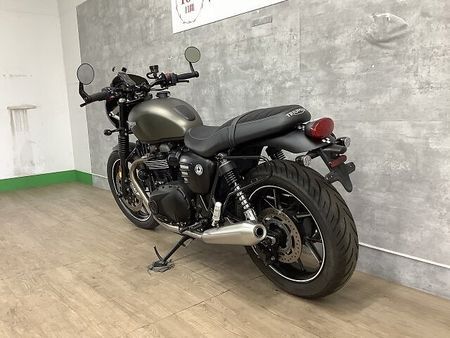 トライアンフ STREET TWIN ストリートツイン キーレスタンクキャップ 2021年モデル サイドバッグサポート 5