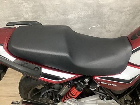 ホンダ CB400スーパーフォア CB400スーパーフォア エンジンガード USBポート グリップヒーター 34