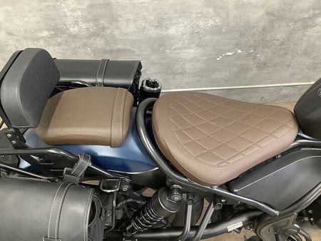 ホンダ レブル 250 レブル250 モリワキサイレンサー サイドバッグ アンダーカウル タコメーター 他カスタム 38
