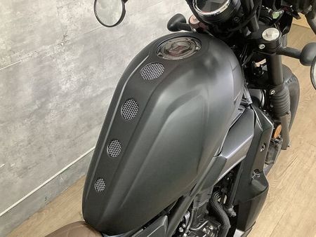 ホンダ レブル 250 レブル250 モリワキサイレンサー サイドバッグ アンダーカウル タコメーター 他カスタム 40